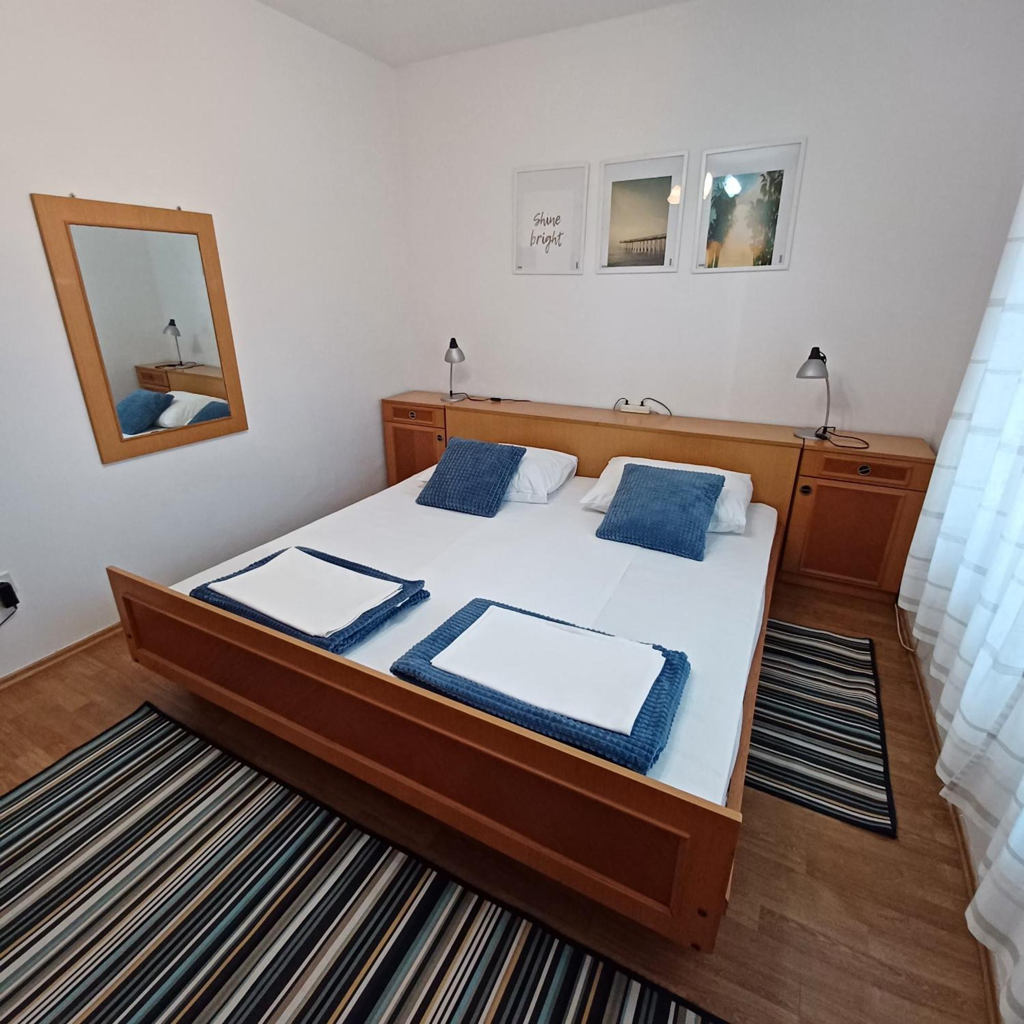 Apartmani Nada 塞尼 外观 照片