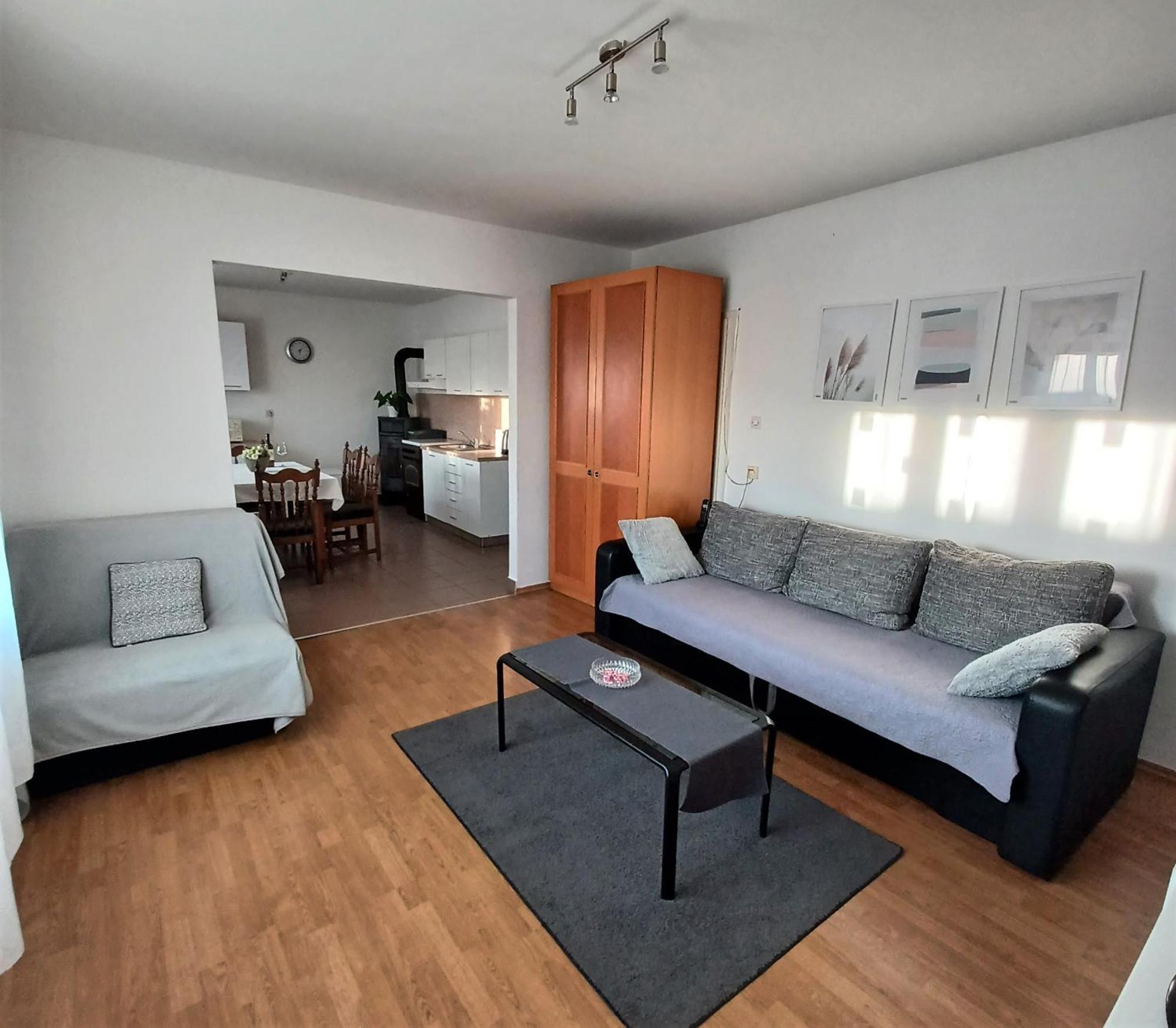Apartmani Nada 塞尼 外观 照片