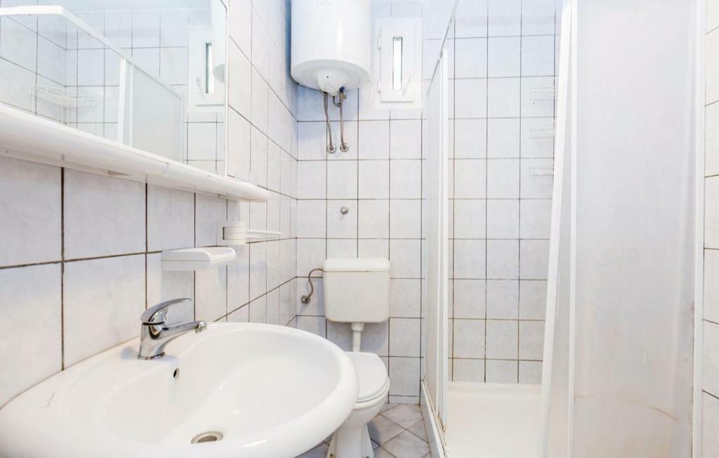 Apartmani Nada 塞尼 外观 照片